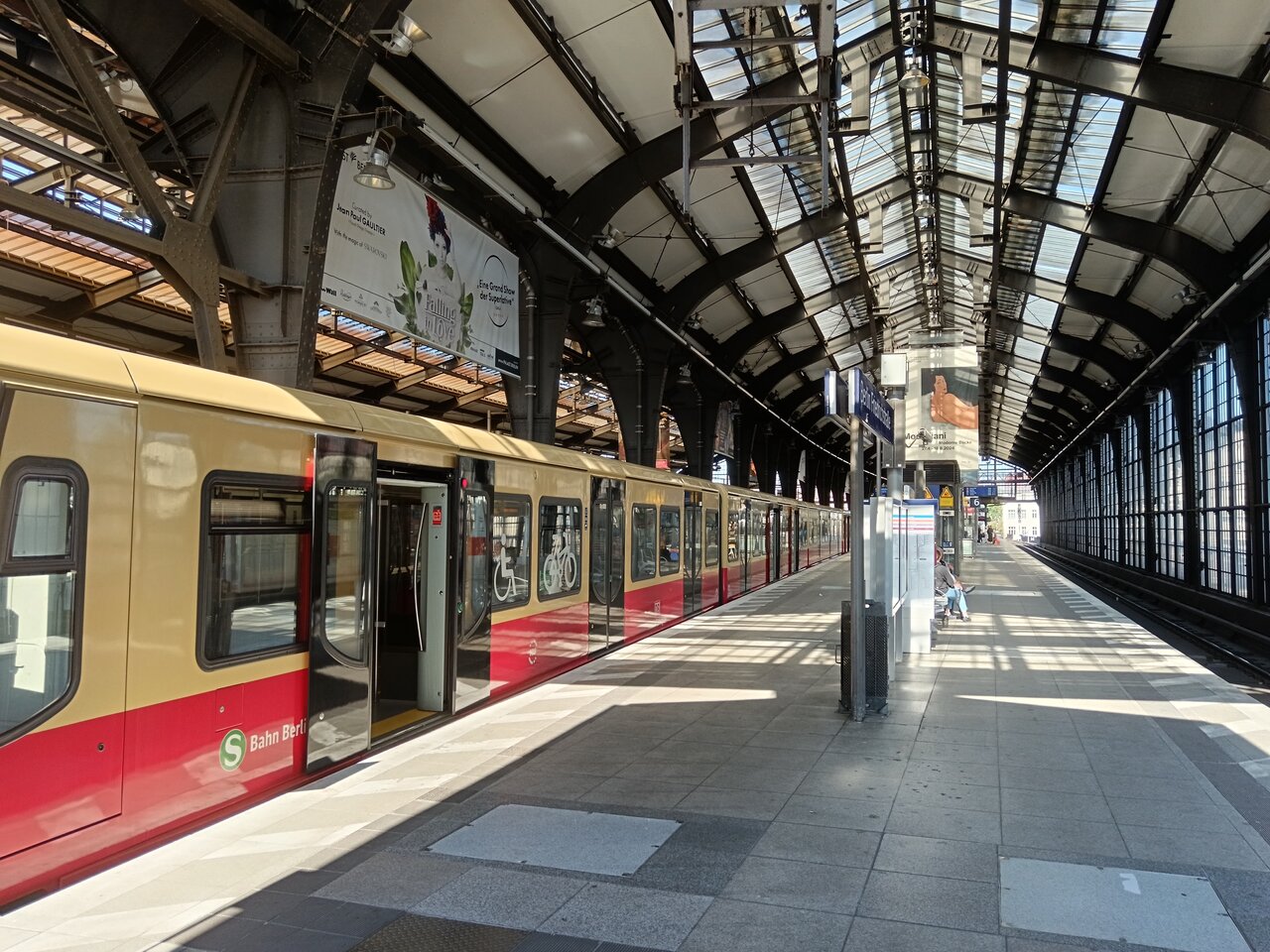 S-bahn Station