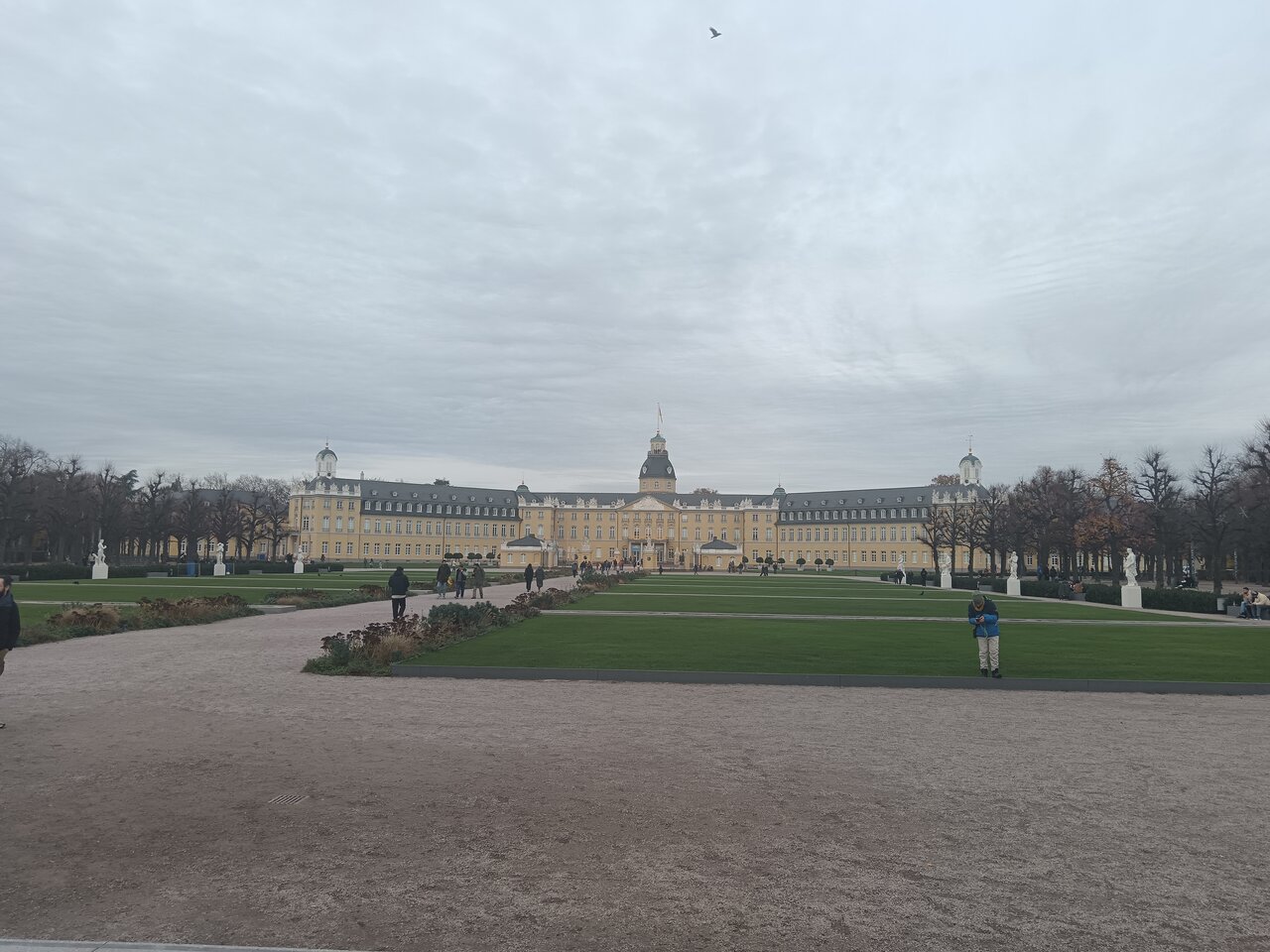 Karlsruhe-palota