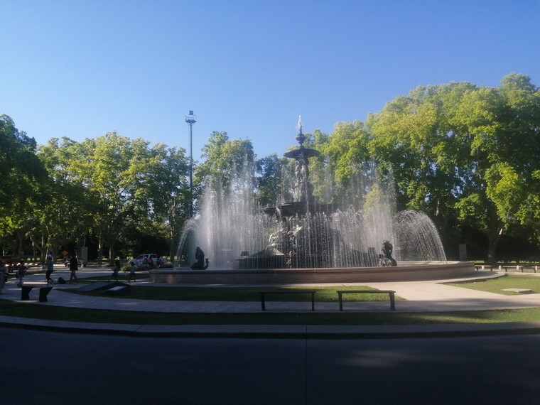 Fountain, Mendoza