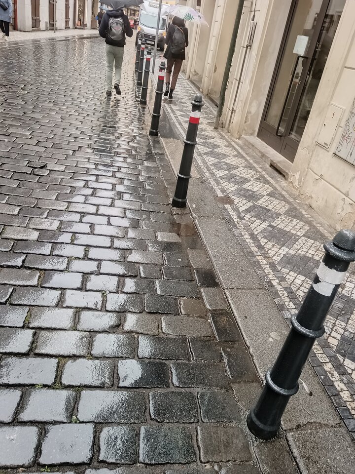 Macskaköves utca
